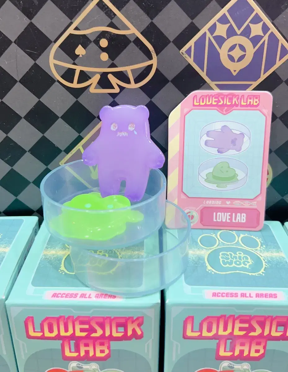 Glow in the Dark - SHINWOO cnu Figure Rubsicle Wrap