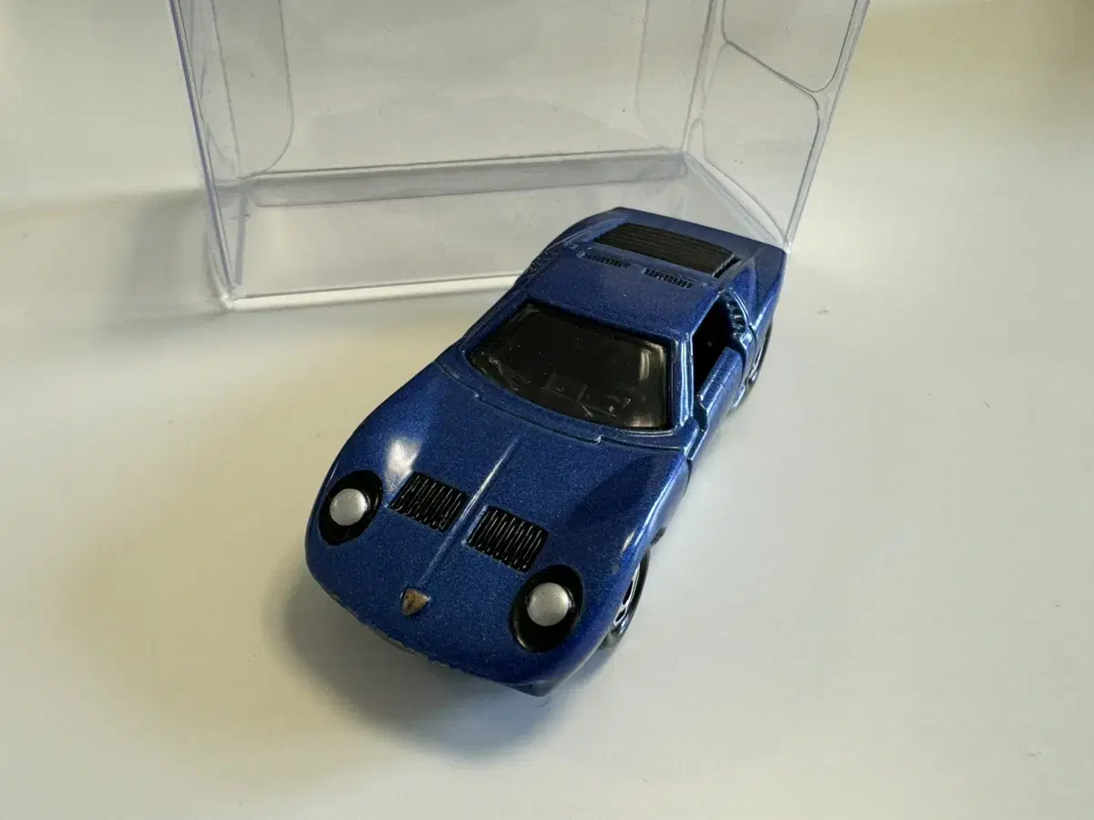 Tomica Lamborghini Miura SV