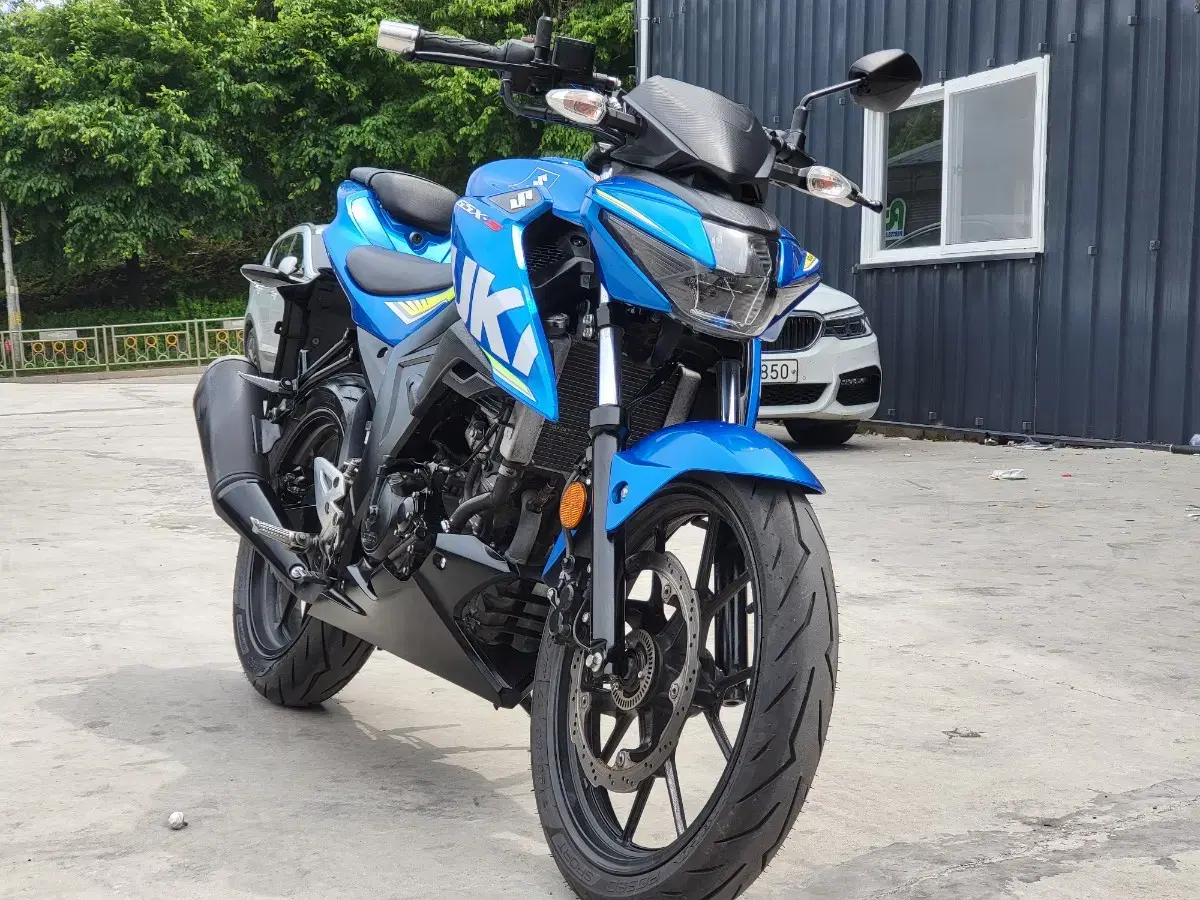 스즈키 gsx-s125A 18년식 15000km 저렴히 판매합니다