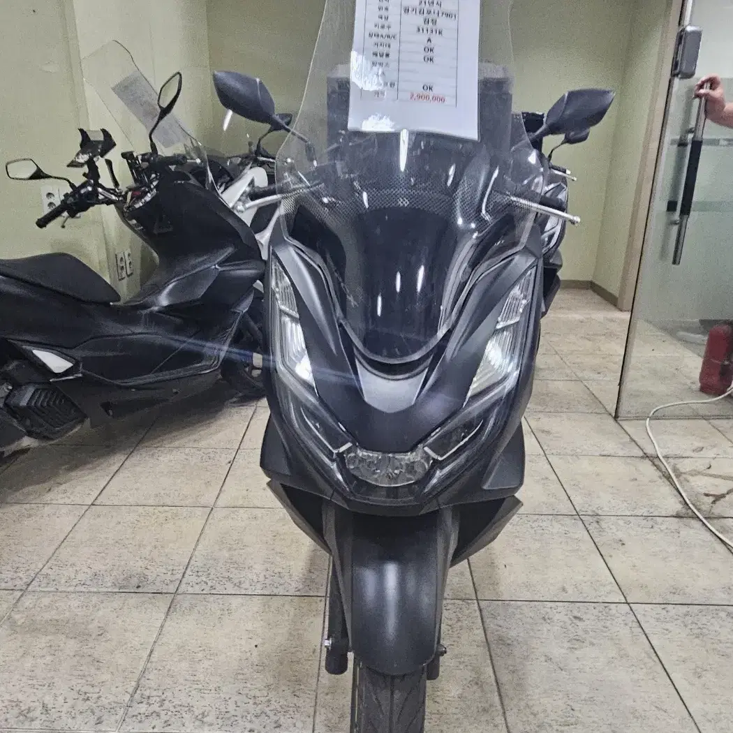 pcx 22년 검정 25번