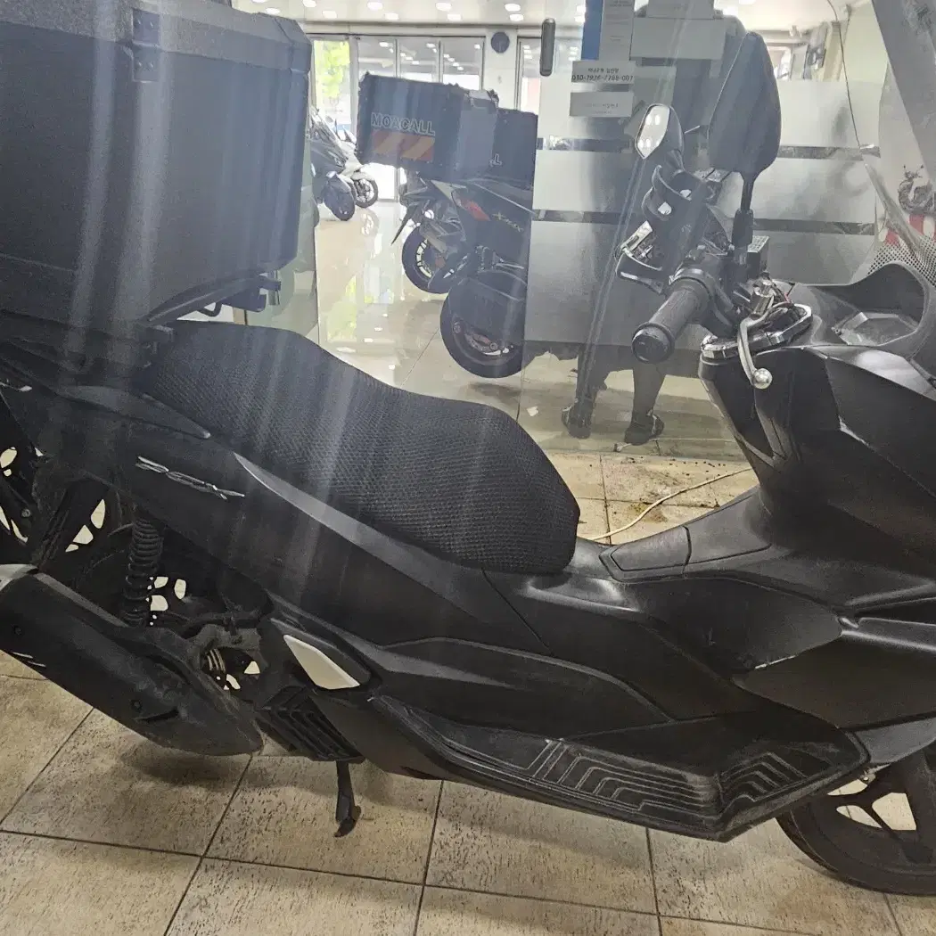 pcx 22년 검정 25번