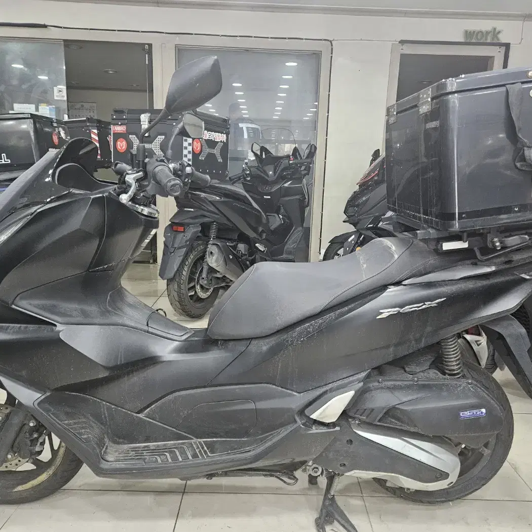 pcx 21년 검정 27번