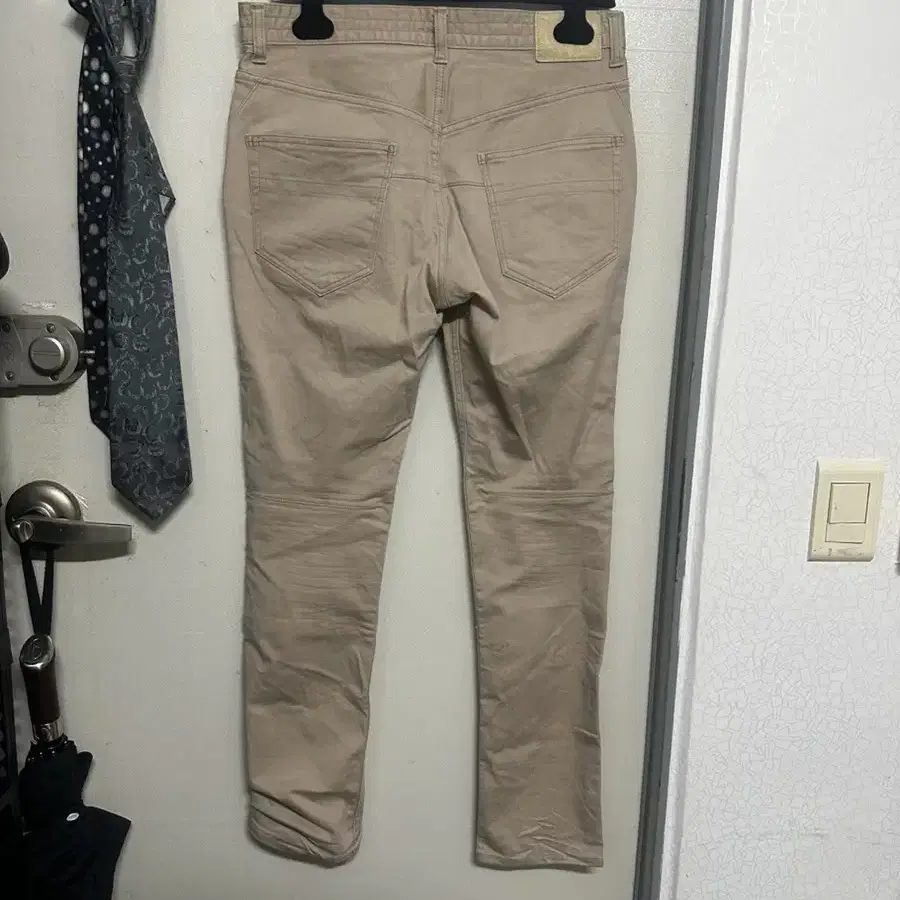 number nine chino pants