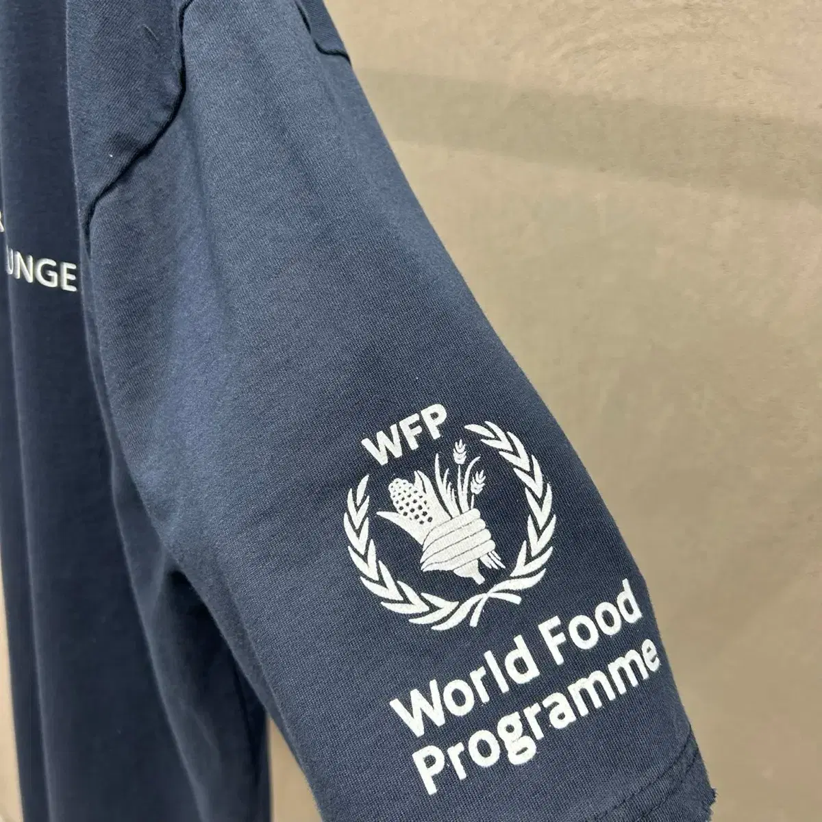 발렌 wfp 반팔