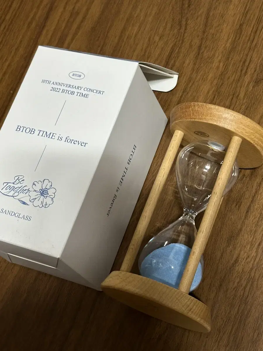 BTOB 10th Anniversary Hourglass Sager