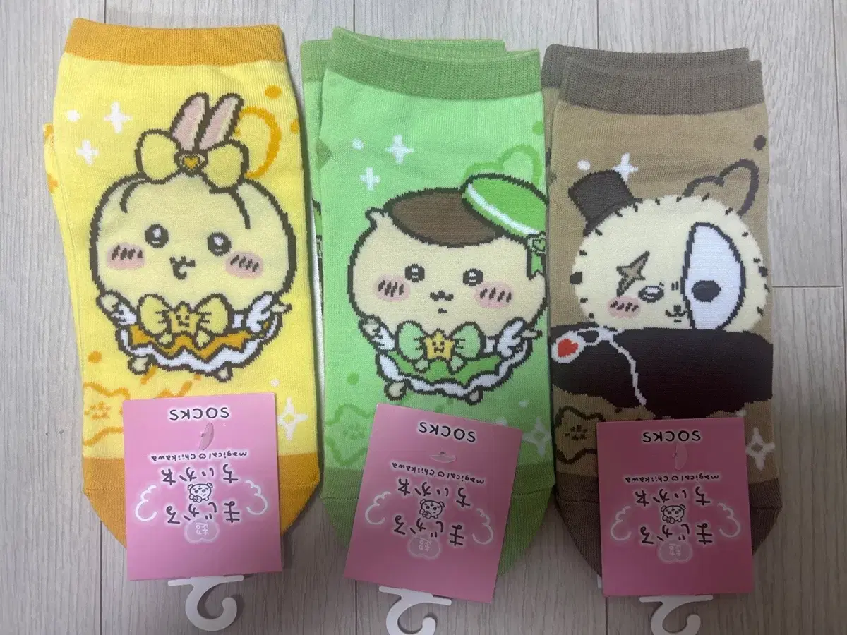 Chiikawa ChiikawaMagical ChiikawaSuper Magical Usagi Kurimanju Rakko Socks