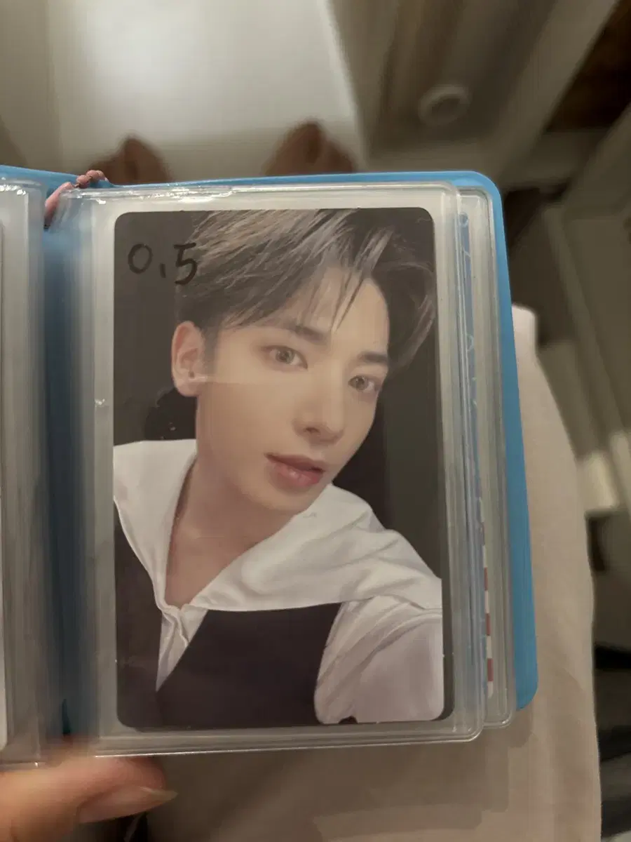 Taehyun What's up photocard