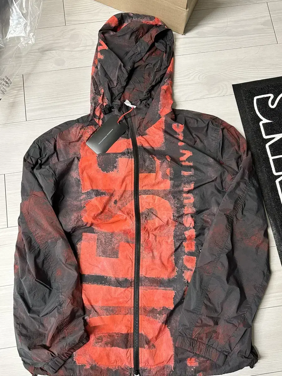 (New) Diesel Windbreaker size 48