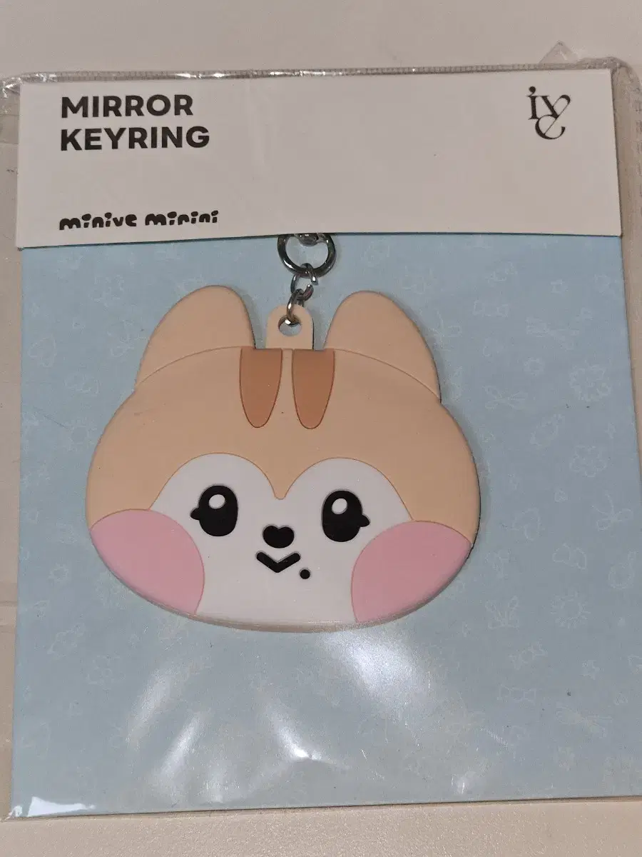 Ive popup store minnie gaeul dalini dalini mirror keyring for sale