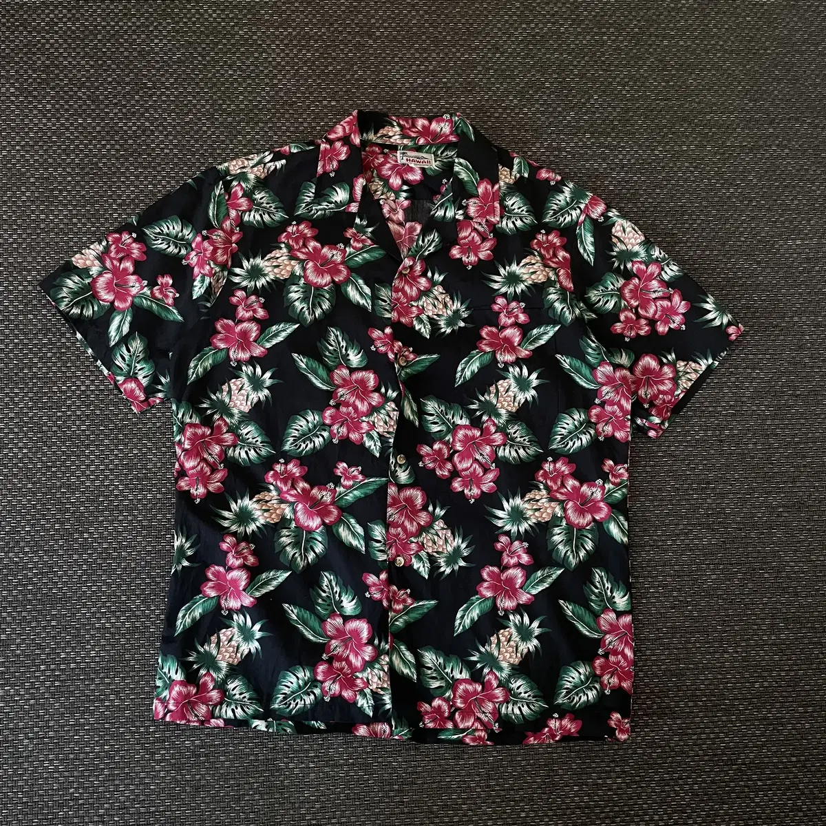 Hawaii Black Flower Pattern Hawaiian Short Sleeve Shirt L