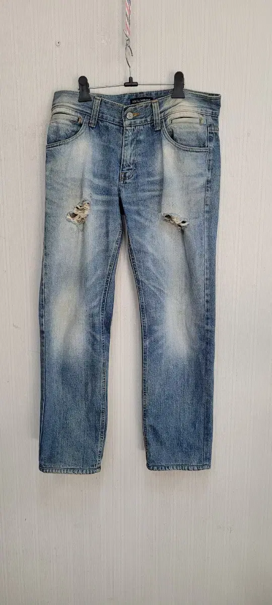 Dolce & Gabbana jeans34 in.