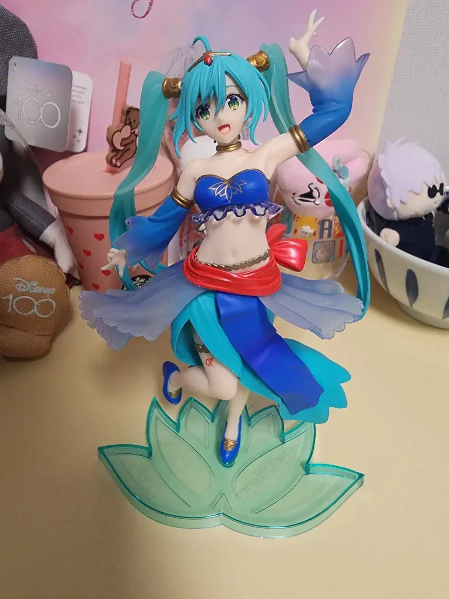 Hatsune Miku Arabian