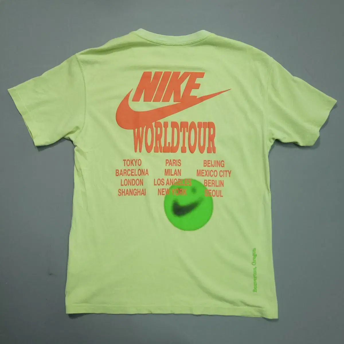 Nike worldtour Short Sleeve T-Shirt M