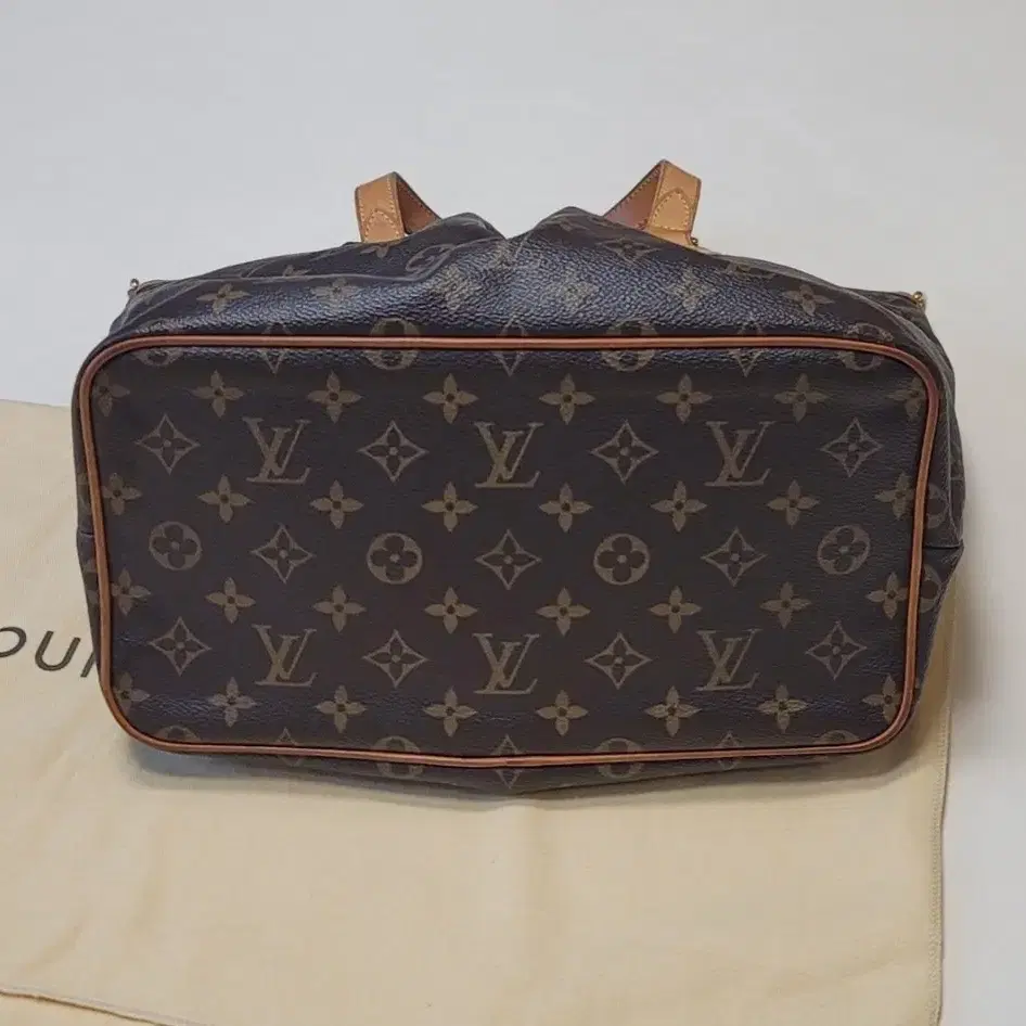 [정품] 루이비통 LouisVuitton 팔레르모 모노그램 PM