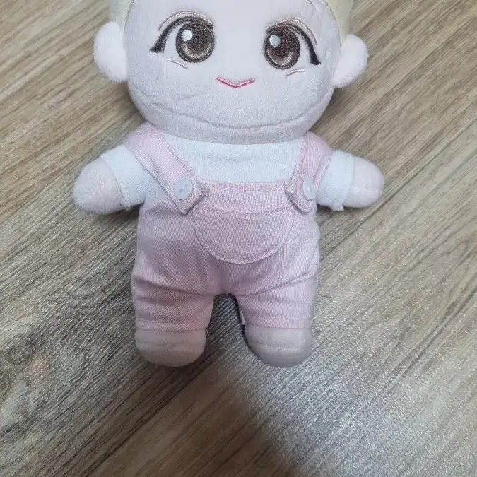 뿌랑둥이 부승관 인형 양도합니다