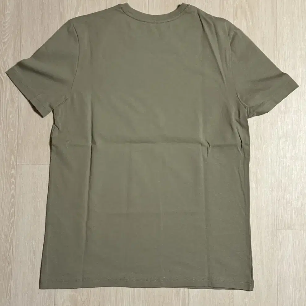 칼하트 아페쎄 반팔티 카키 컬러 size L