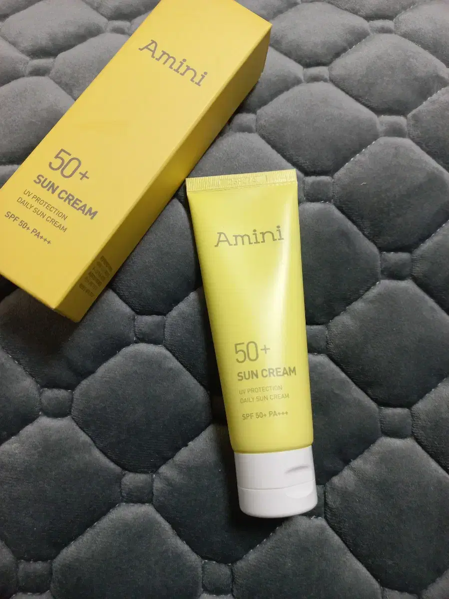 Amini Daily Sunscreen