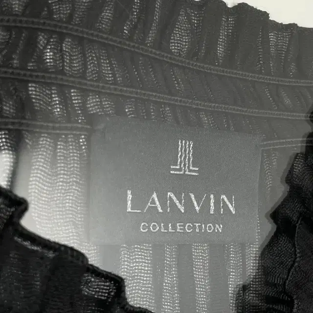 LANVIN 랑방 패턴 시스루 블라우스 티셔츠