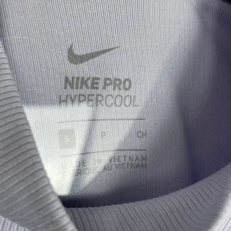 NIKE 나이키 패턴 티셔츠