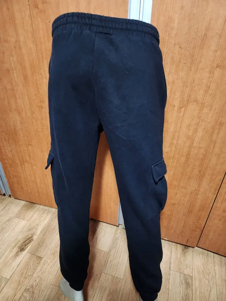 Banded cargo jogger pants pants L but about 59 to 31 thick