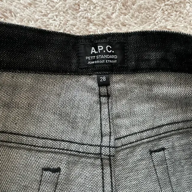 A.P.C 아페쎄 쁘띠스탠다드 데님바지(여성)