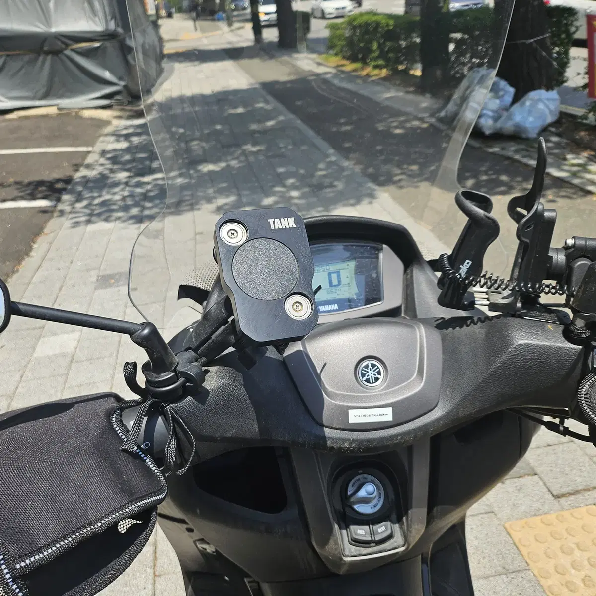 2022년식 NMAX 6700km  팝니다. 상태 최상~!!