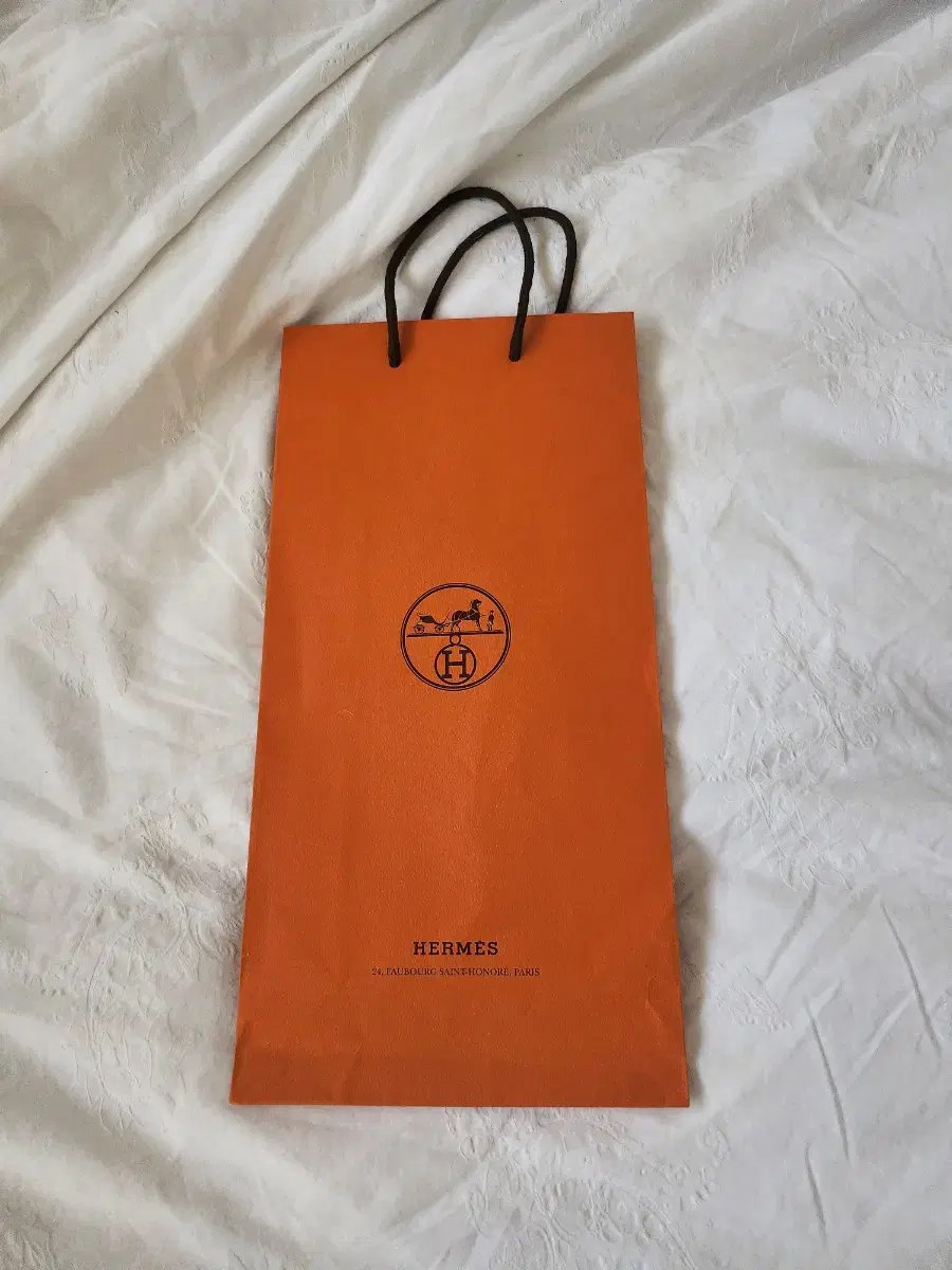 Hermès shopping bag