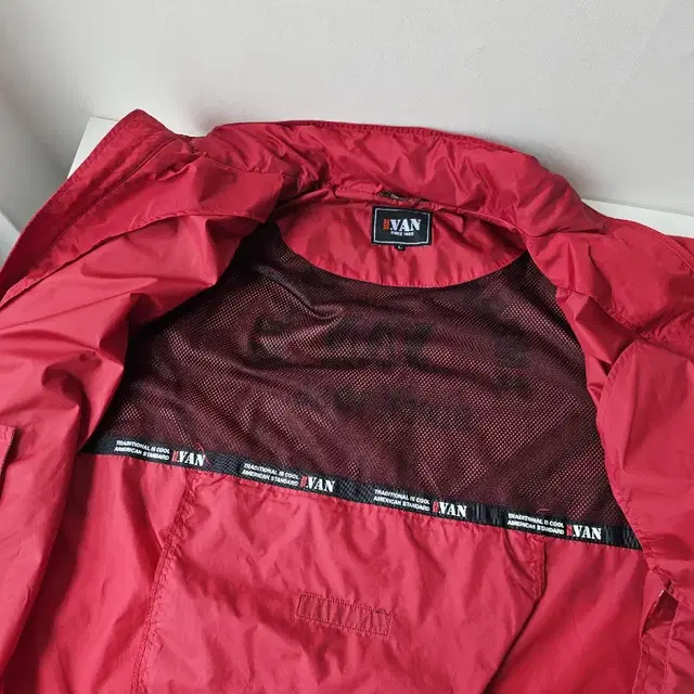 Mr VAN portable jacket