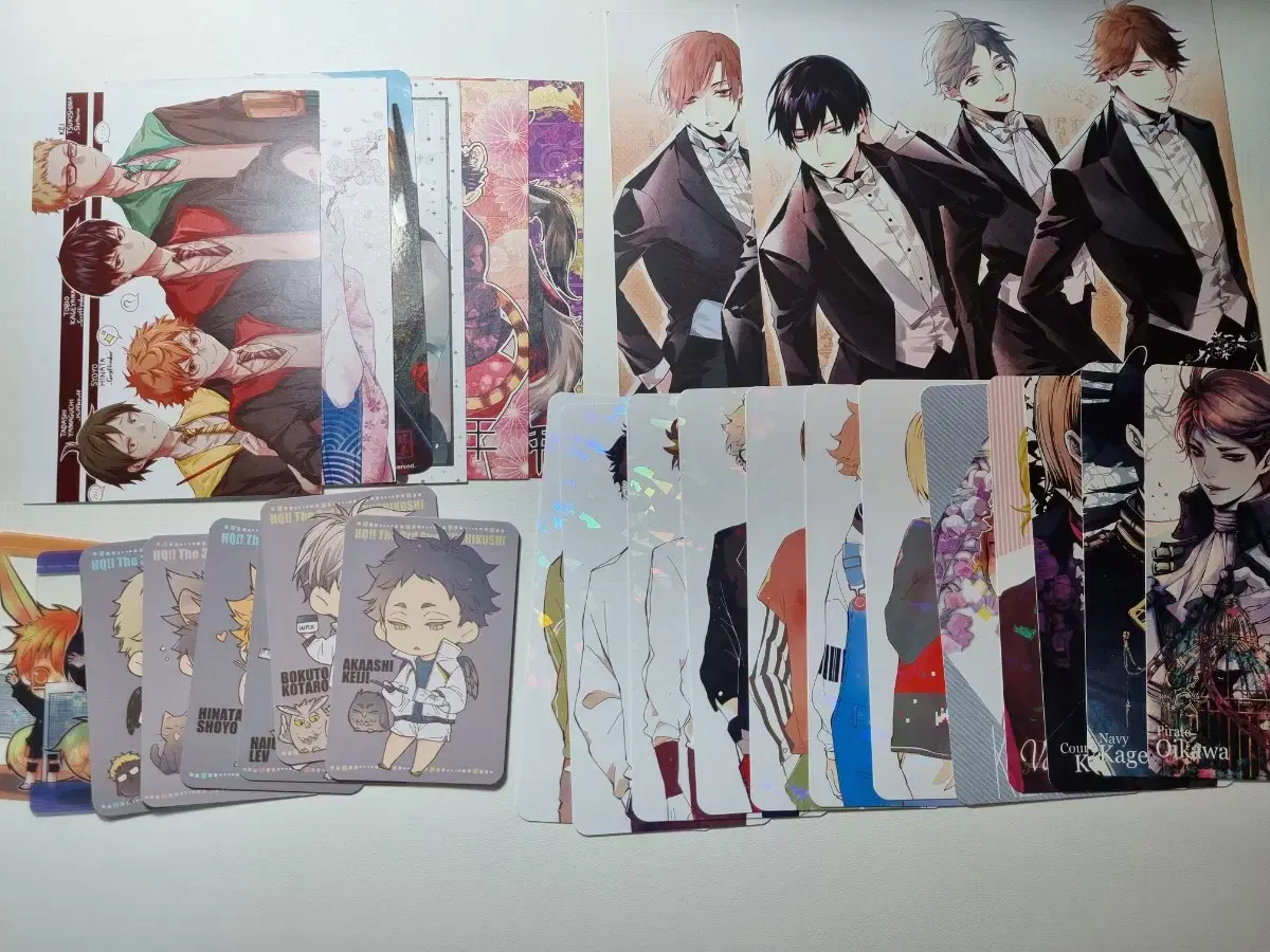 Haikyuu unofficial goods sells postcards, Kartac bulk sells kards