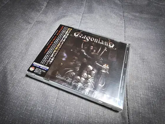 Dragonland - Under the Grey Banner 일본반신품