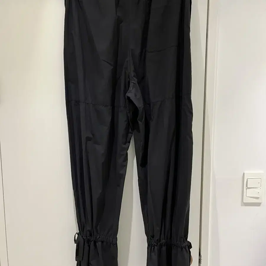 [42] Lemaire Parachute Pants Black