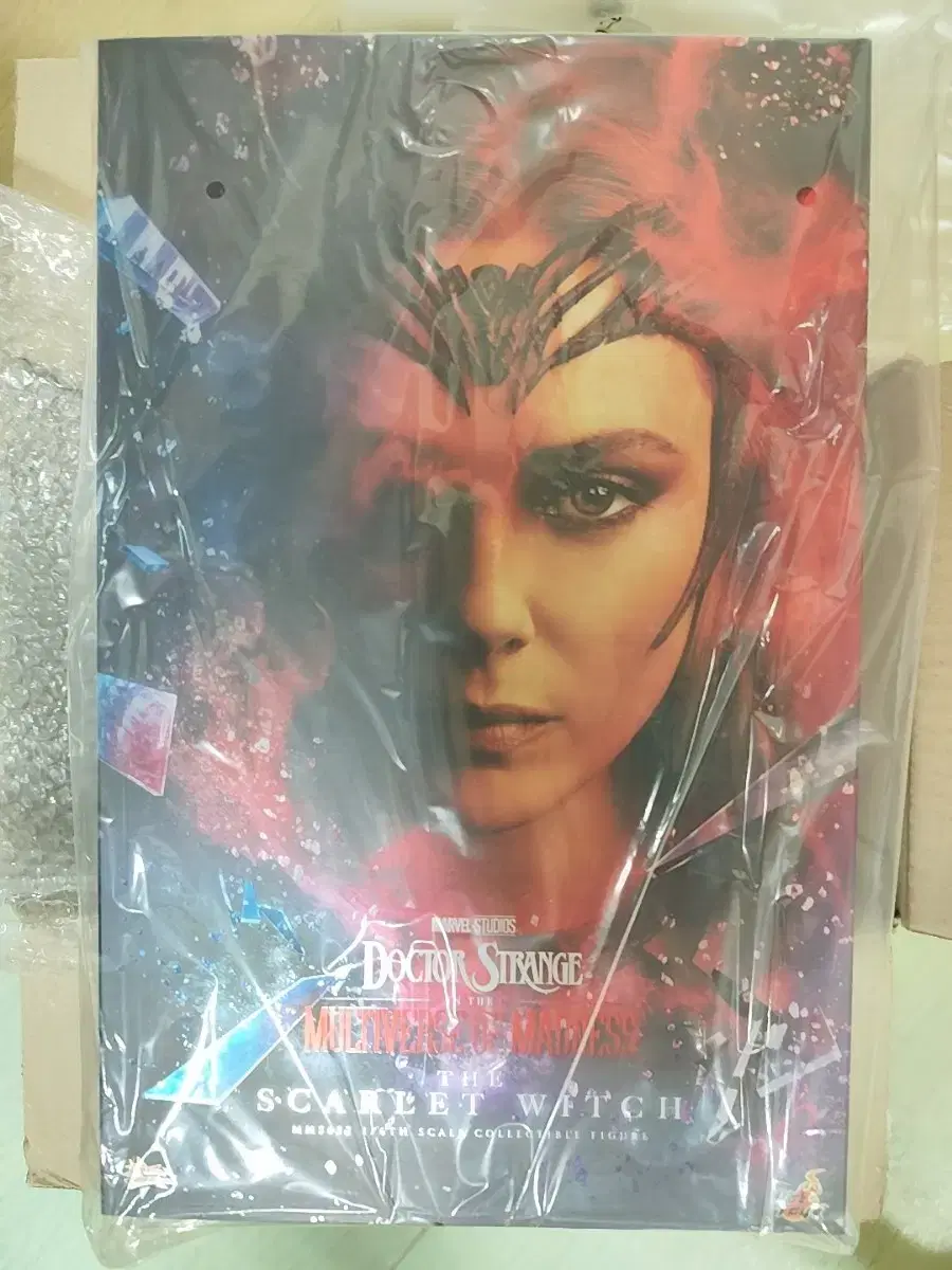 Hot Toys Scarlet Witch sealed General Version.Doctor Strange Multiverse MMS6