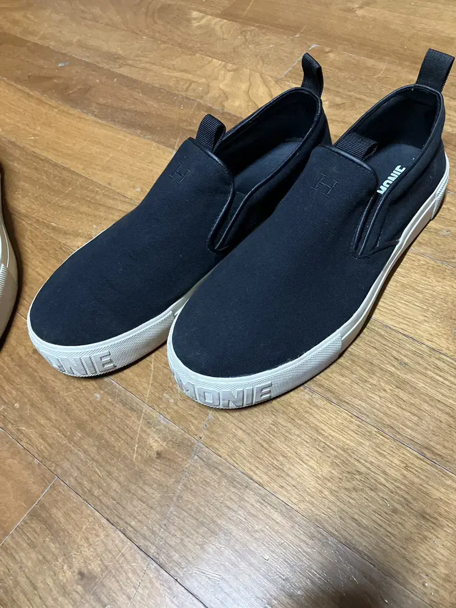 D'Harmony Slip-On 280