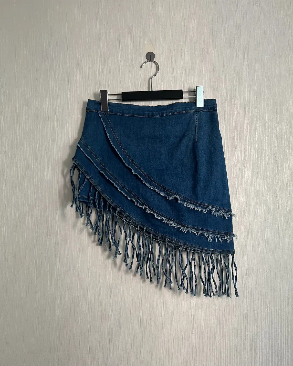 Fringe point western mood mini skirt