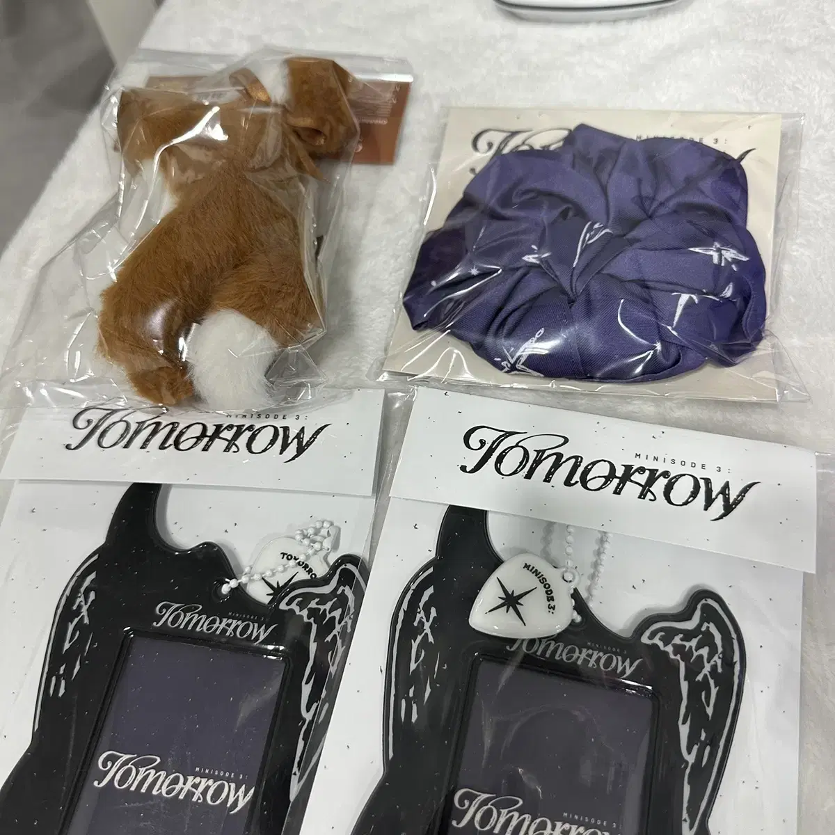 txt txt pop up photocard holder foxkeyring scrunchie cost wts