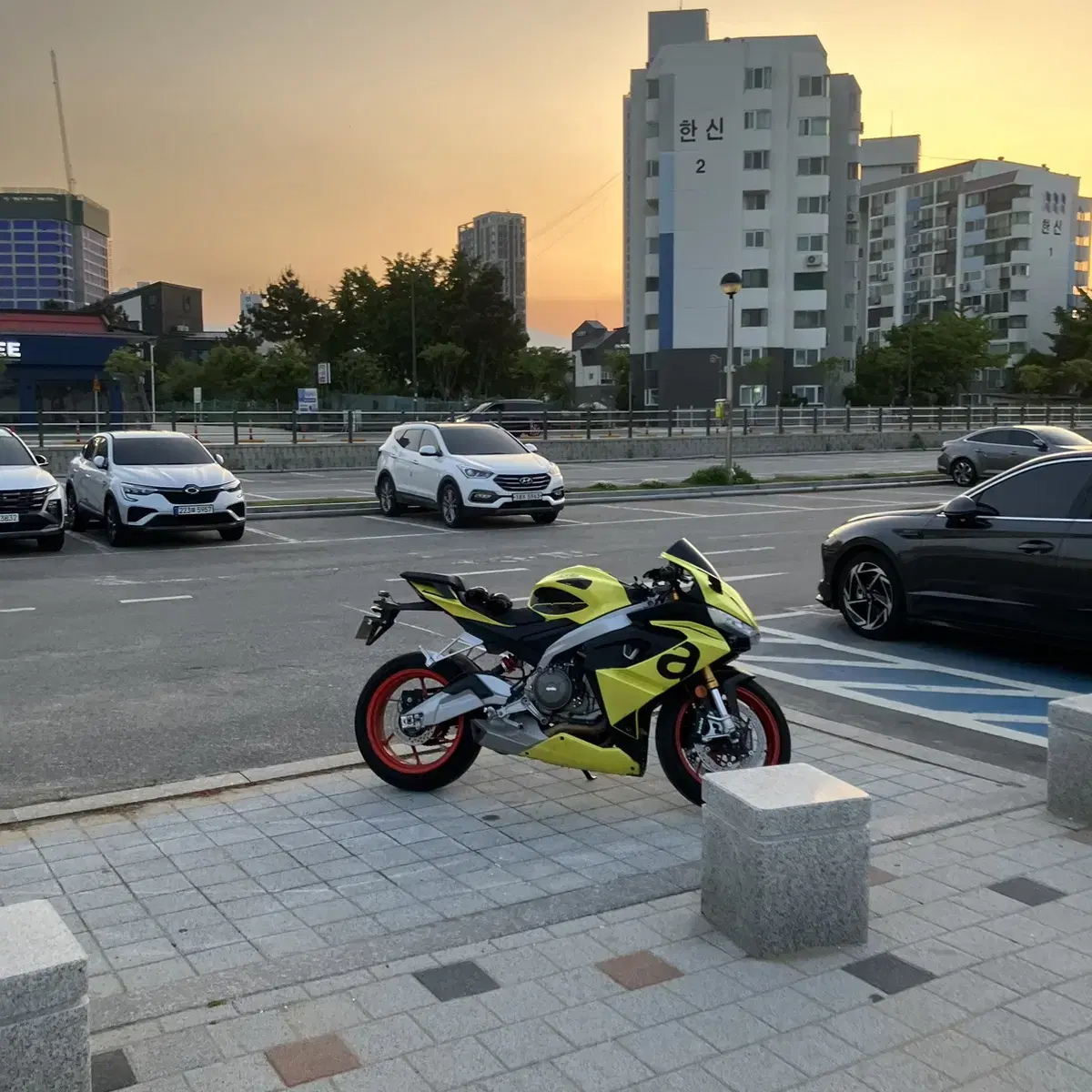 아프릴리아 RS660(페지완)