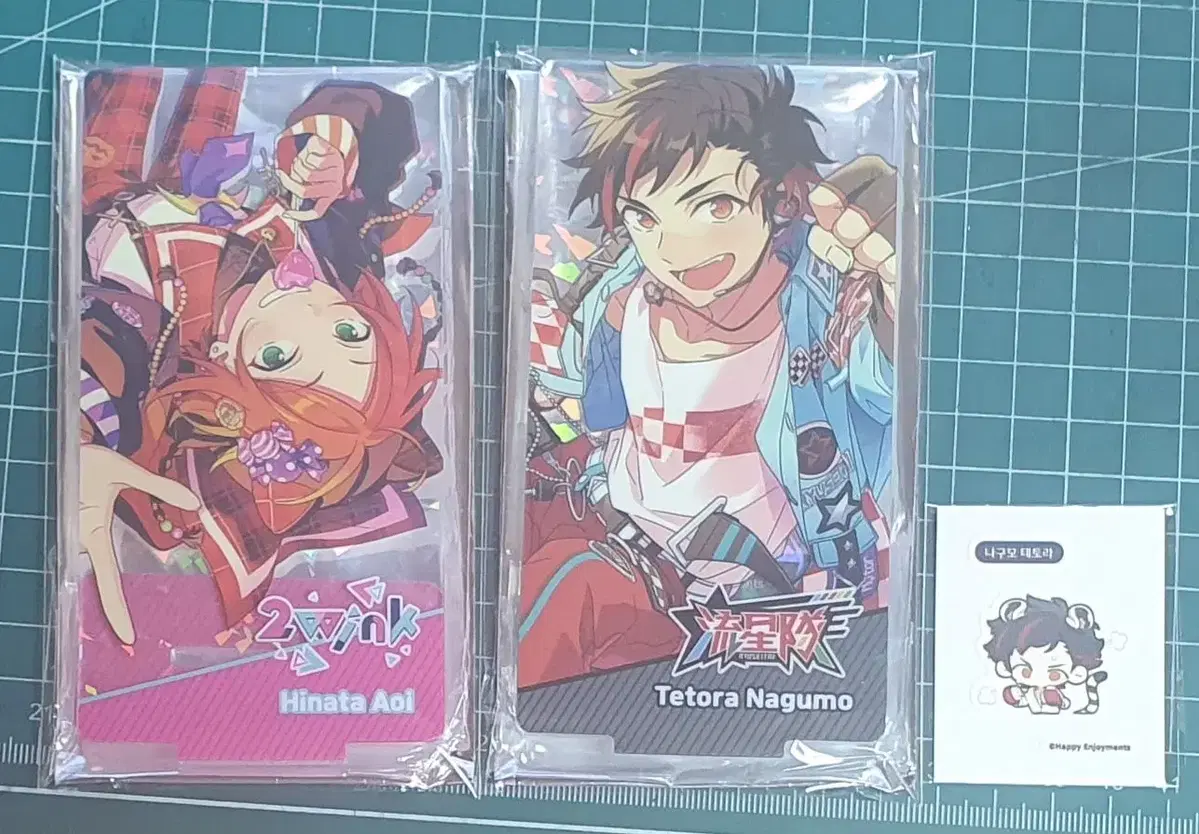 Angsta Mofun acrylic stand sells hinata, tetora.