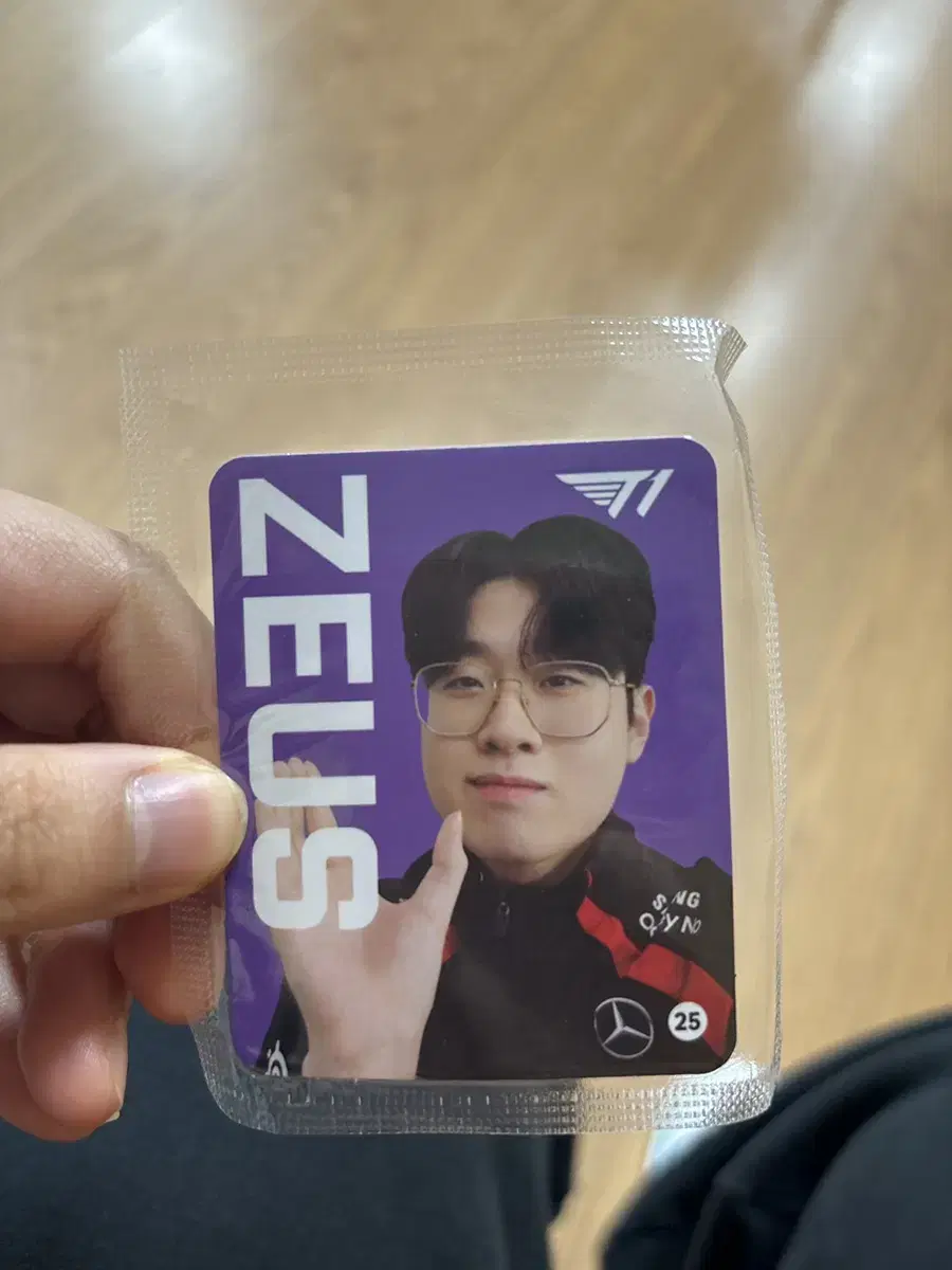 #ZEUS $Photocard #Progamer