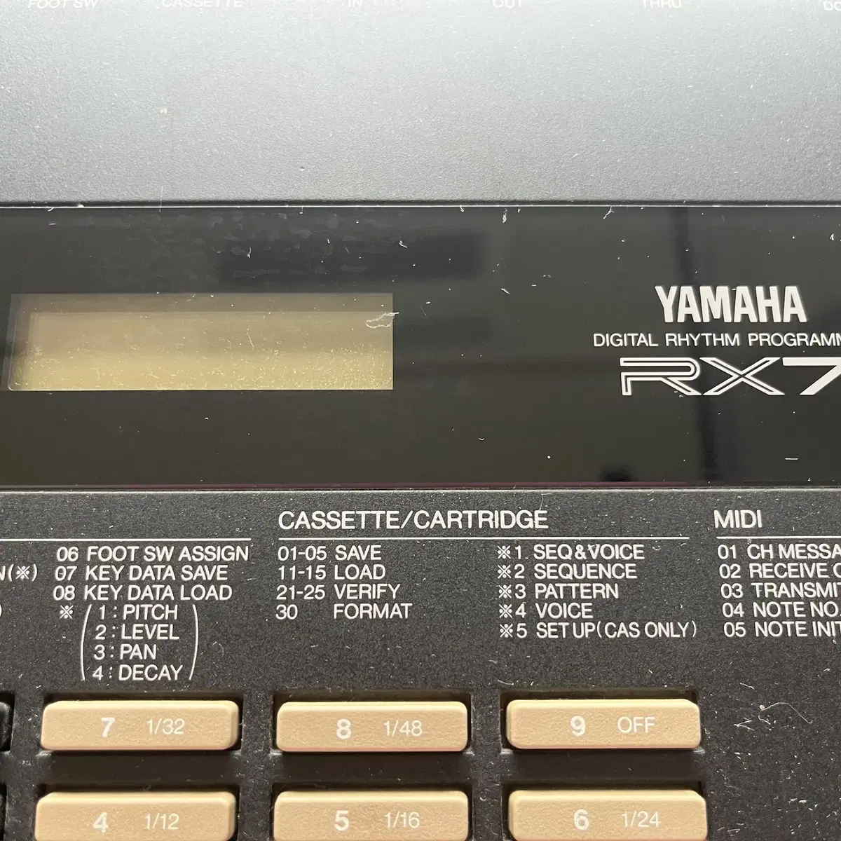 Yamaha 야마하 RX7 드럼머신