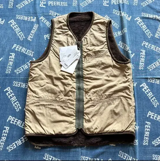 [3]비즈빔20AW C/D컨뎁 아이리스iris liner vest