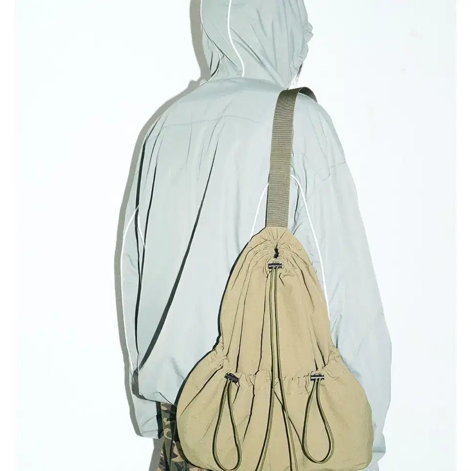 파르티멘토 백팩 슬링백 Drawstring Sling Bag Beoge