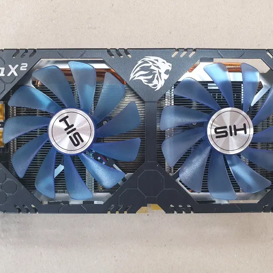 라데온 RX590 8GB 팝니다