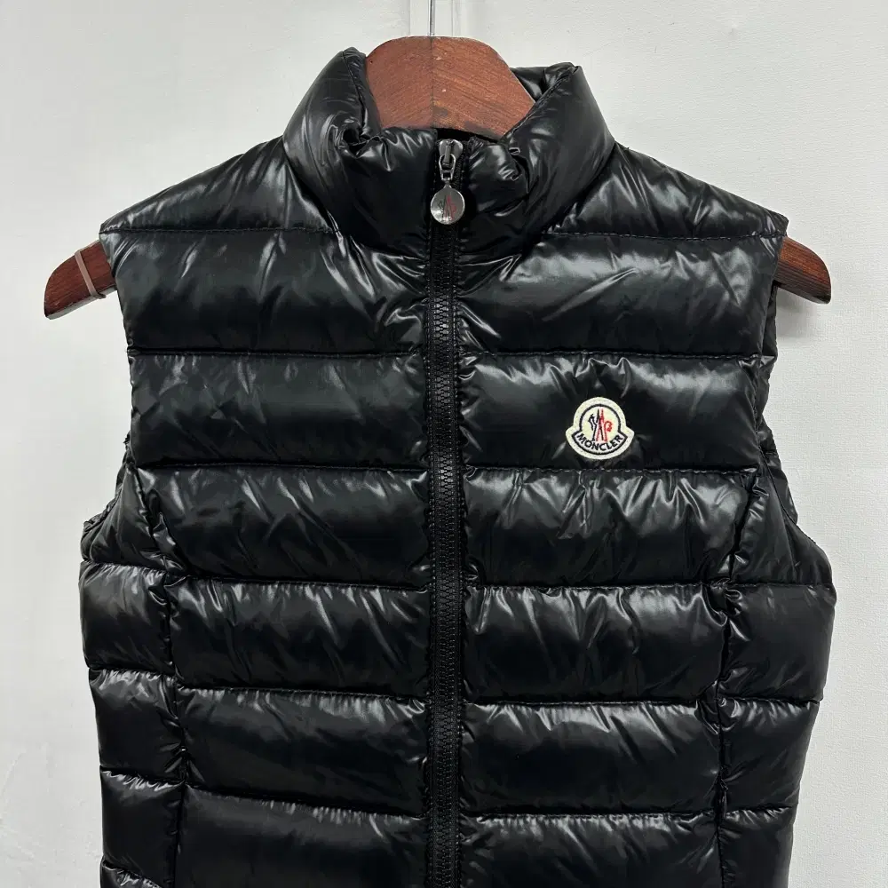 moncler 몽클레어 구스다운 블랙 패딩조끼 베스트 XS s176