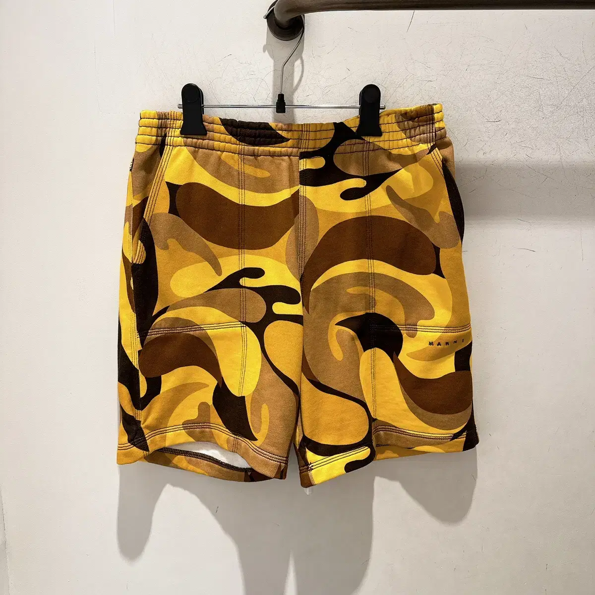 (Genuine/New) Marni Men's Yellow Cargo Sweatshorts vahn