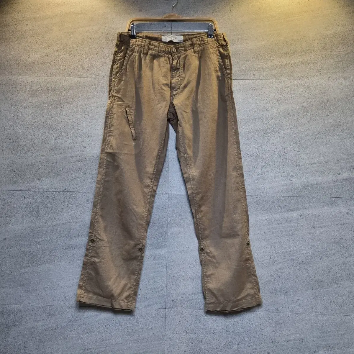 Unique hidden pockets. Cotton pants! Not worn!