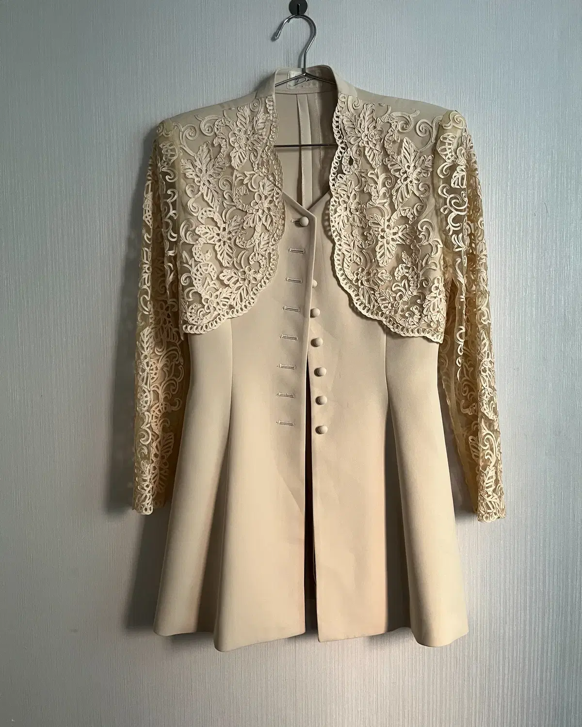 Gorgeous mood bolero layered jacket