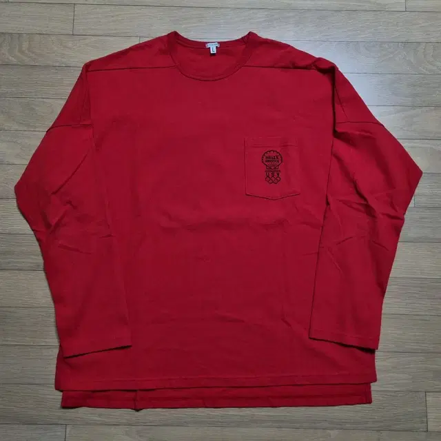 [L] OLIVEDRABSERVICE POEM TEE RED