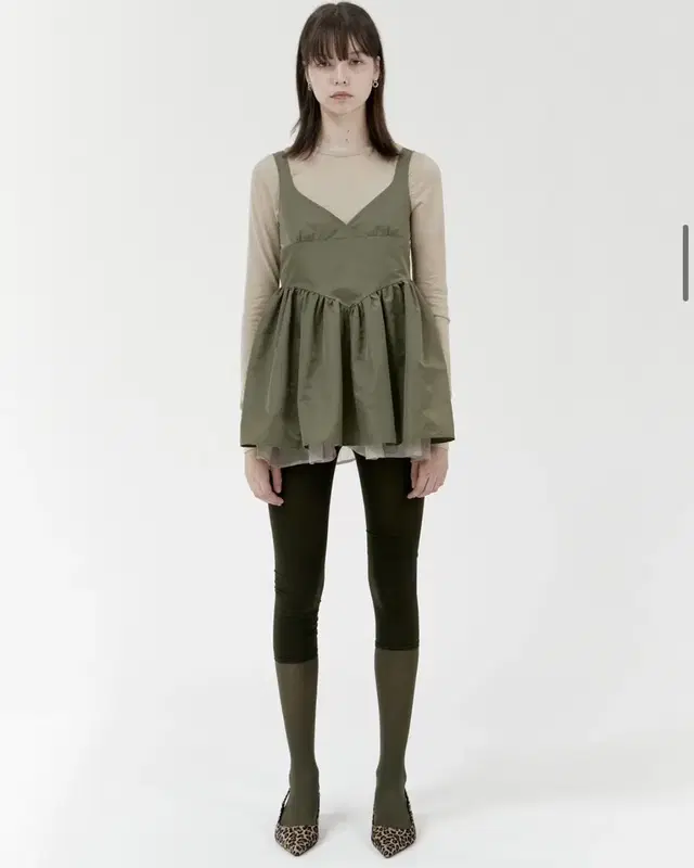 gyeong 경 tutu mini dress khaki (오늘만 가격내림