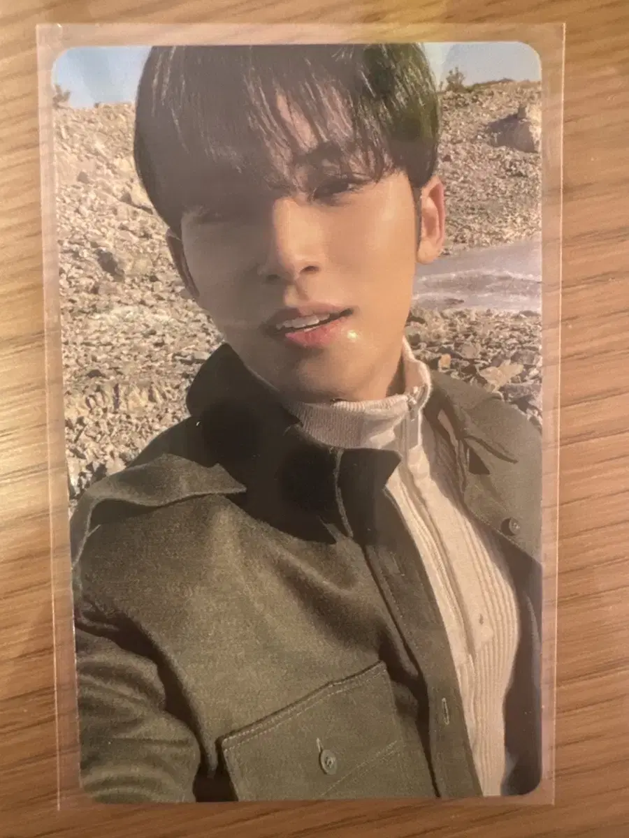 Feathersun weverse mingyu Photocard