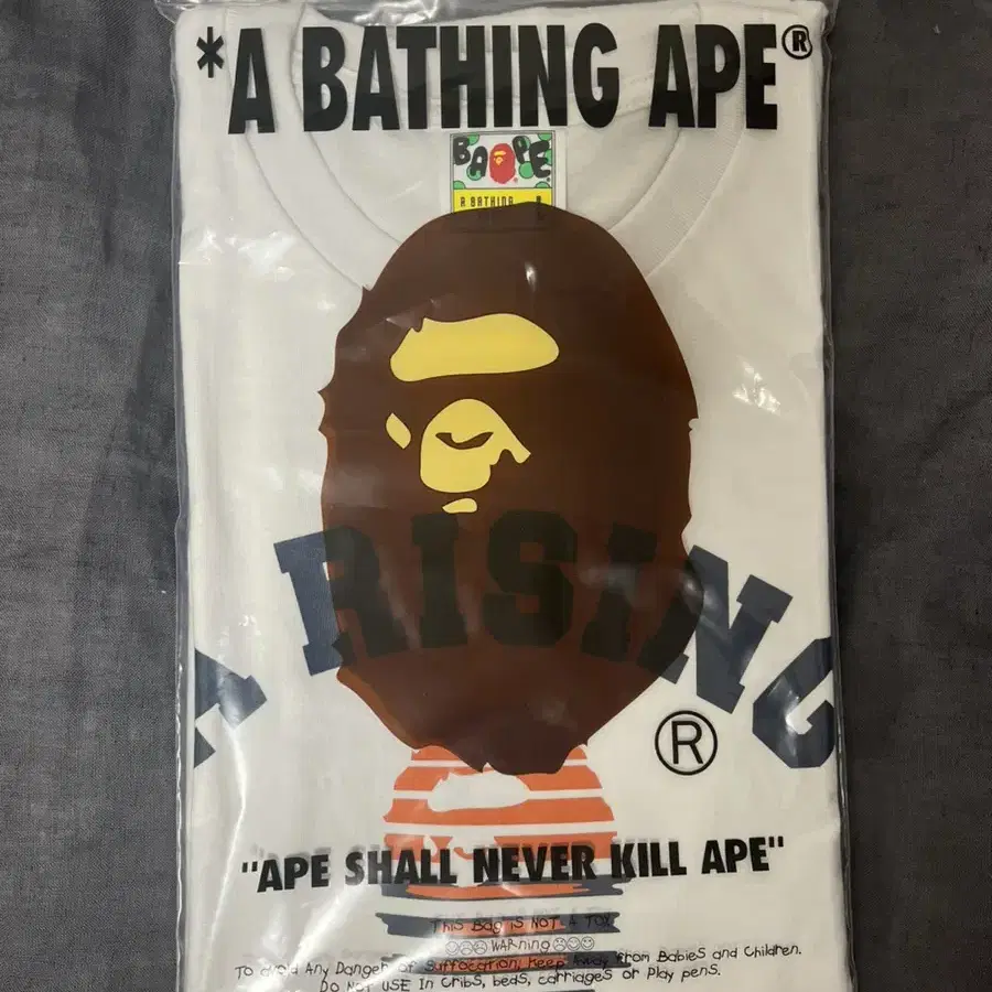 베이프 a rising bape 반팔 white (L)